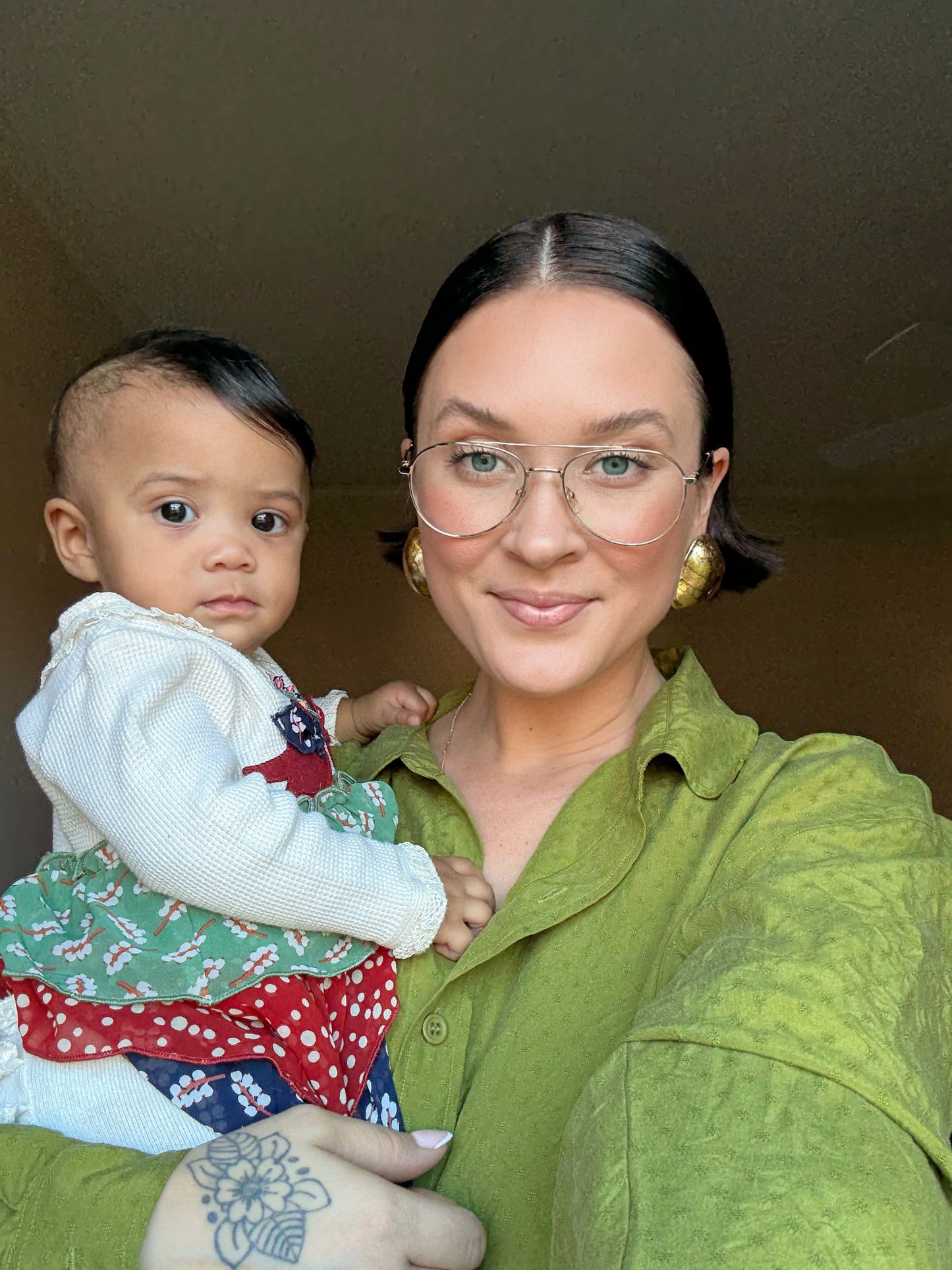 A Reflective Stone (patina gold)